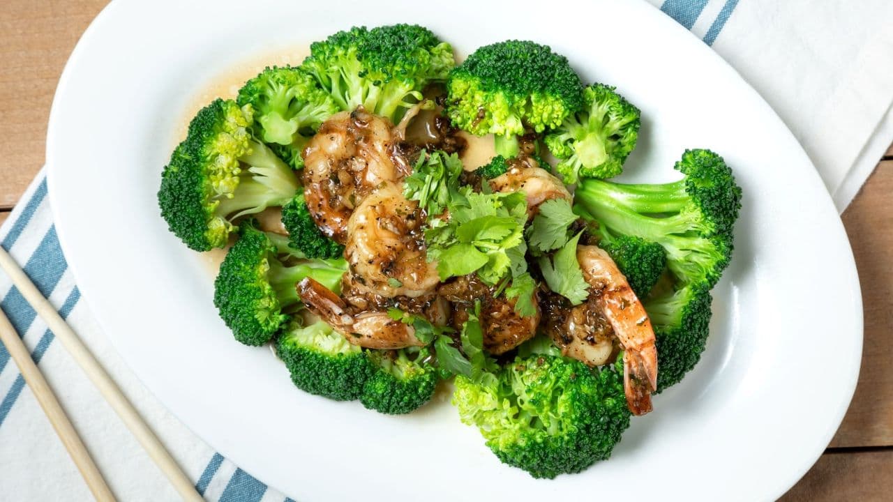 Prawns with Garlic Sauce (with Broccoli)